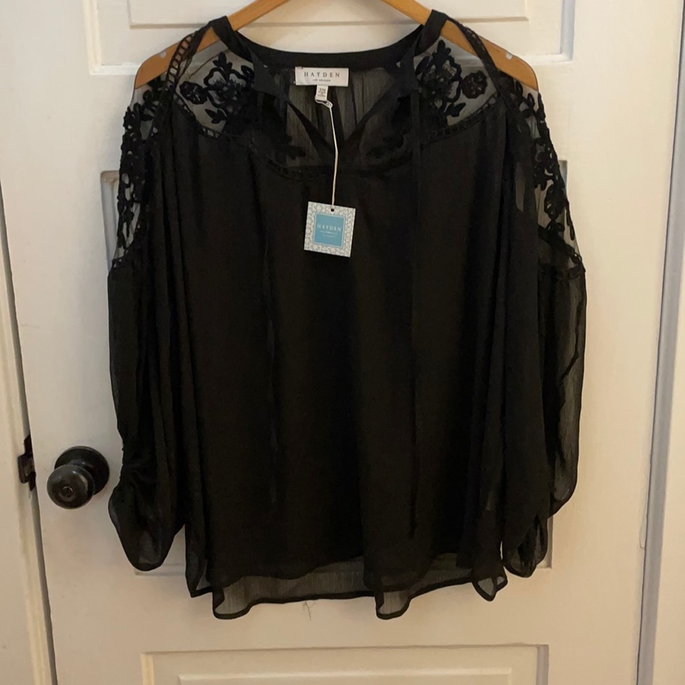 Hayden Los Angeles Sheer Top // Floral Detail